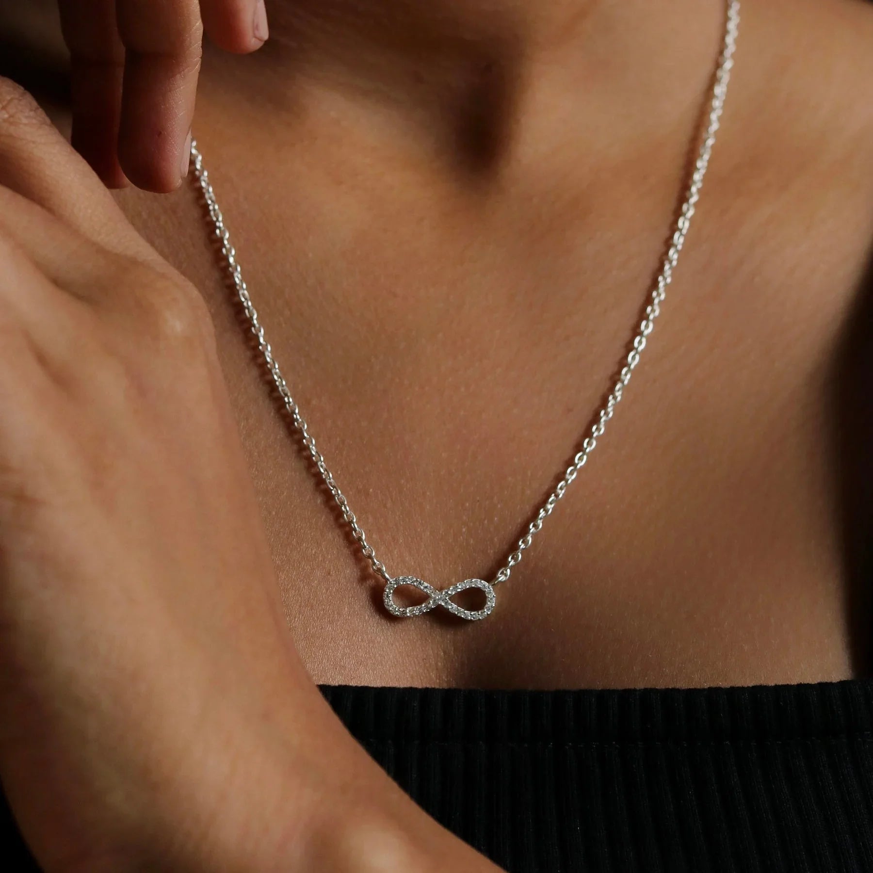 INFINITY  NECKLACE